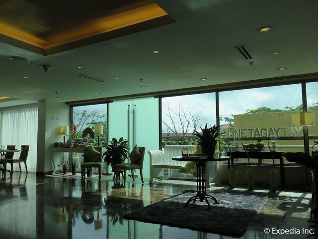 One Tagaytay Place