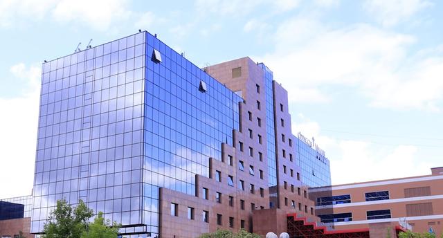 Chinggis Khaan Hotel