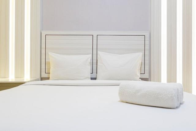 Comfy and Clean Studio Apartment at Orchard Supermall Mansion