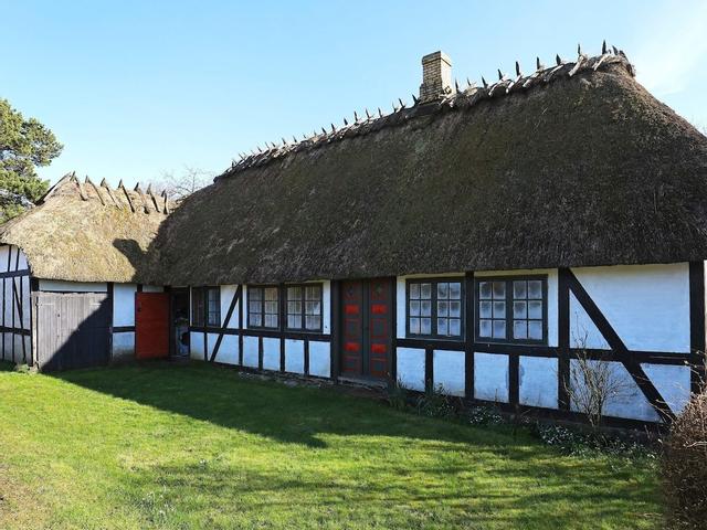 6 Person Holiday Home in Glamsbjerg