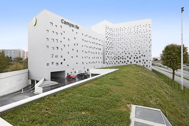 كامبينايل هوتل ليلي أوراليل