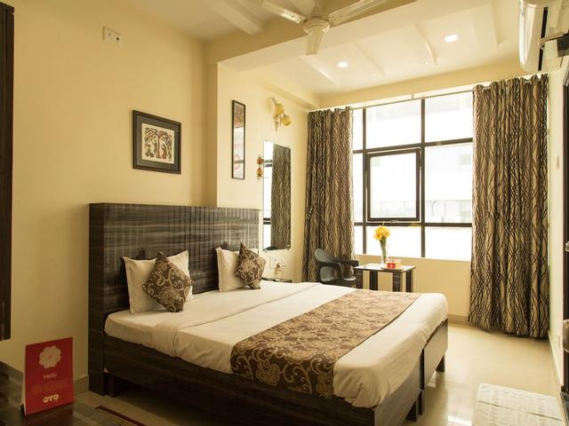 OYO 2493 Hotel K P Inn