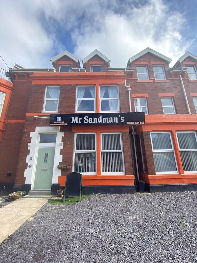 Mr sandmans hotel
