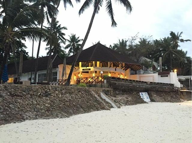 Kenya Bay Beach Hotel