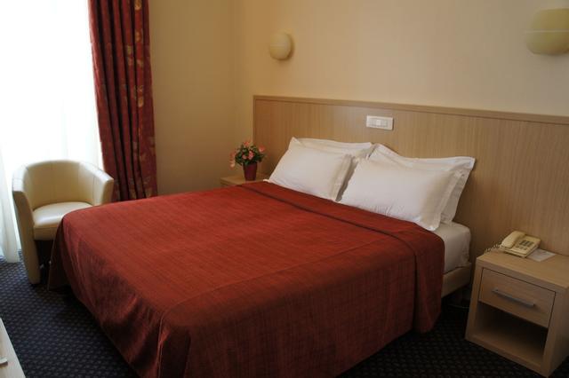 Hotel Ambassador