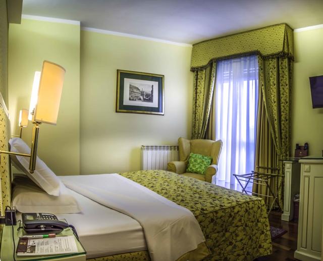 هوتل لا بوسولا