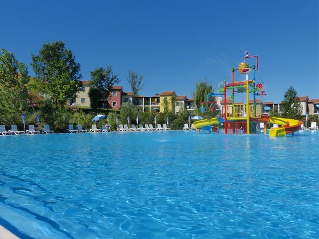 Belvedere Village