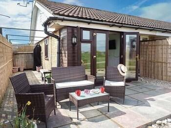 45H Medmerry Park Holiday Park