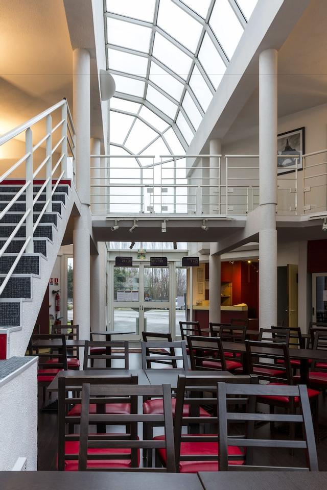 إنيشال باي بالادينز بيثين