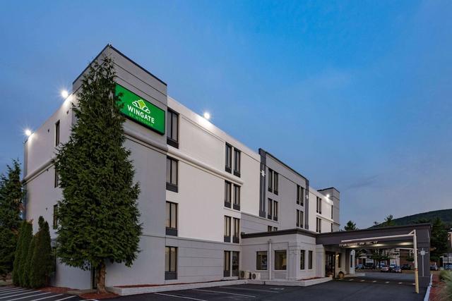 Spark by Hilton Fishkill