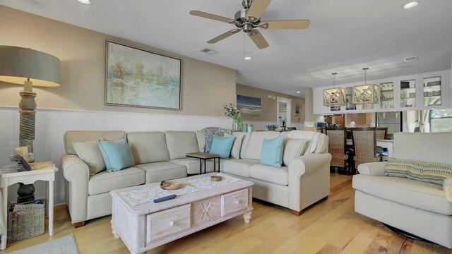 211 سيسكيب باي أفانتستاي أوشنفرونت فيو + بول