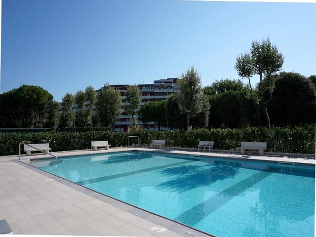 Modern Lovely Studio With Swimming Pool by Beahost Rentals